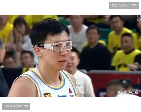 周琦家里到底多阔气？光车库就让人怀疑人生了吧！