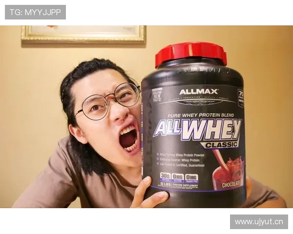 林孝埈家冰箱里塞满蛋白粉，连饮料都是自己称重兑的