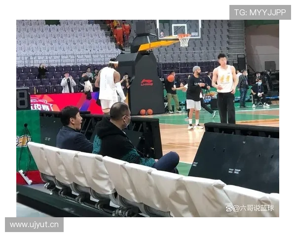 替补席管理规则是篮球比赛中球队人员的重要管理依据